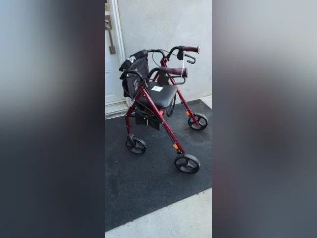Déambulateur / Marchette pour mobilité réduite marque élite