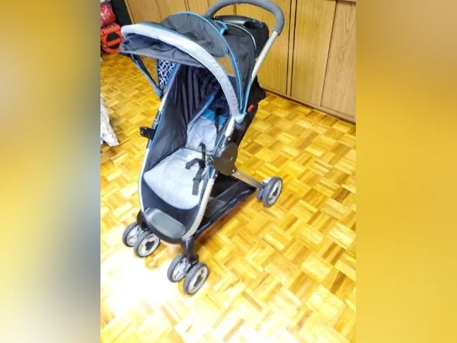 Poussette pliable Grako