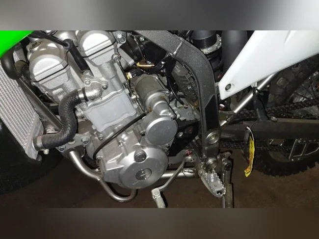 Kawasaki klx300r.....2022 thumbnail 2