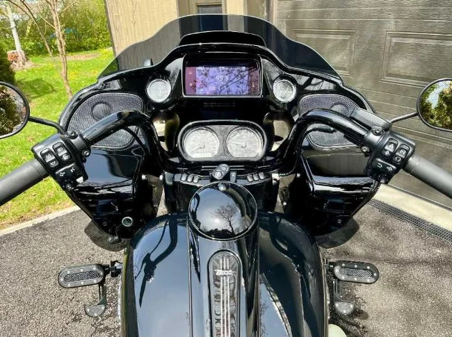 Harley-Davidson Road-Glide-3 FLTRT-2023 thumbnail 4