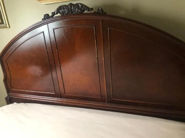 Antique Bedroom sets thumbnail 6