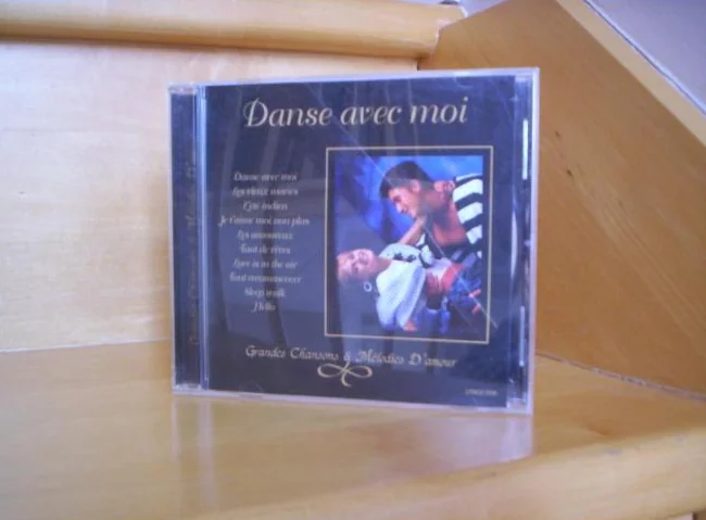 1 CD de Grandes chansons et mélodie d'amour thumbnail 2
