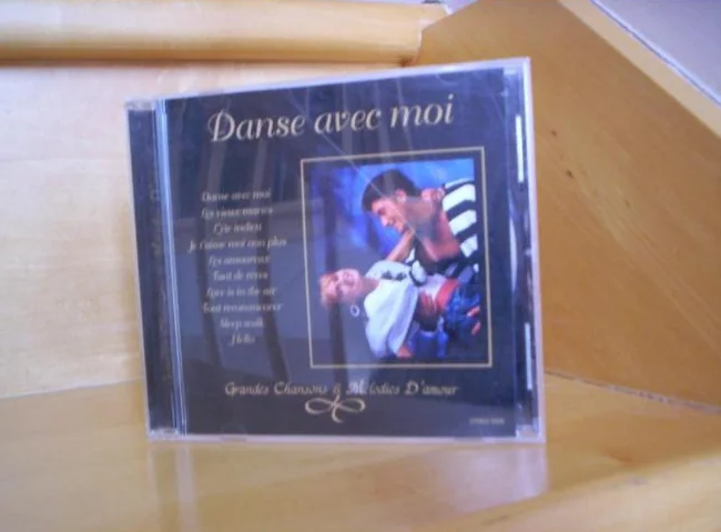 1 CD de Grandes chansons et mélodie d'amour