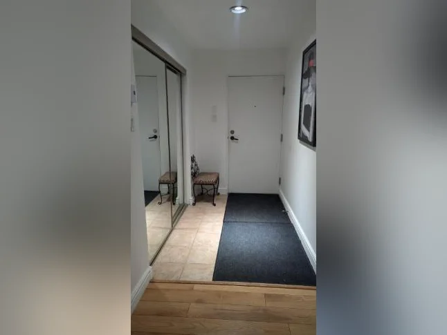 Belle chambre meublée chez habitant à Brossard - 1er juillet thumbnail 9