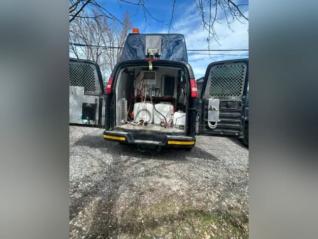 2008 GMC Savana 3500 thumbnail 3