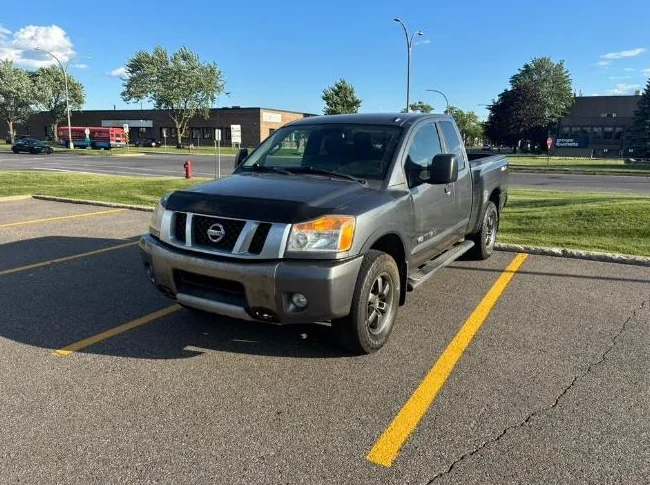 Nissan Titan 2014 7000$ thumbnail 3