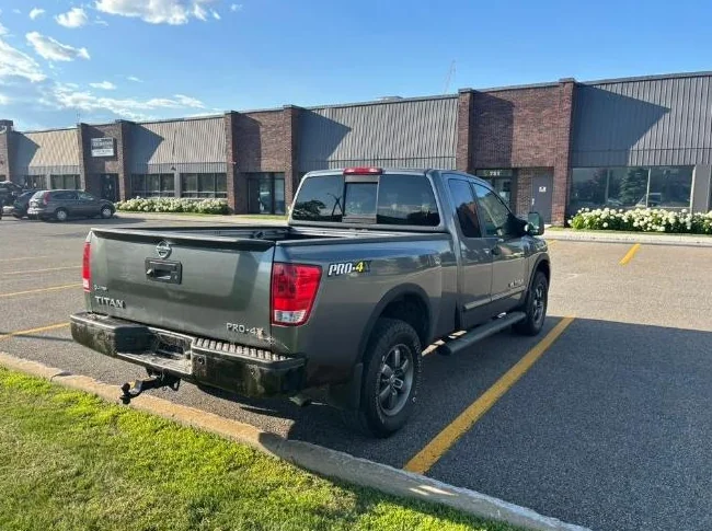 Nissan Titan 2014 7000$ thumbnail 7