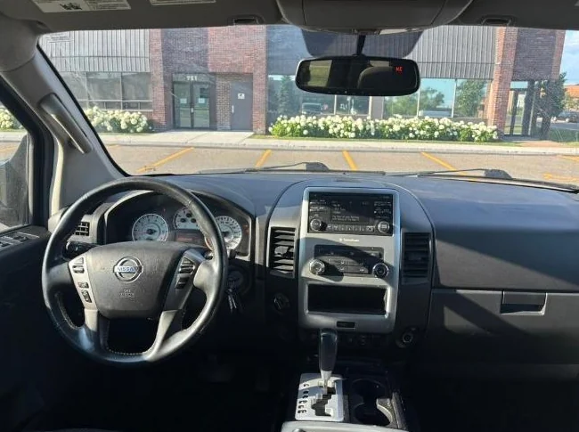 Nissan Titan 2014 7000$ thumbnail 5