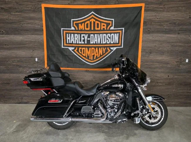 Harley-Davidson FLHTCU 2014