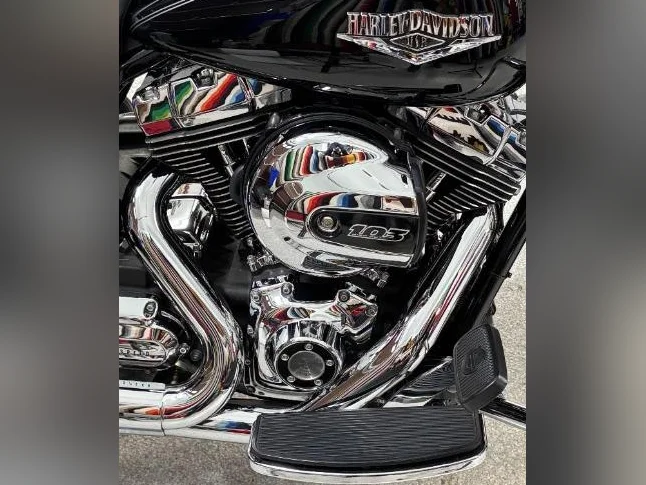 2014 Road King Harley-Davidson thumbnail 7