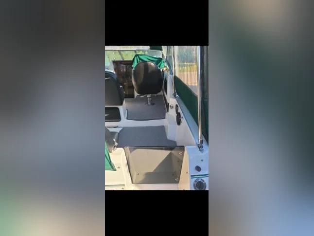 Bateau à vendre 🚤 NOUVEAU PRIX ! Bateau en excellent état – Une occasion à saisir avant l’été ! thumbnail 6