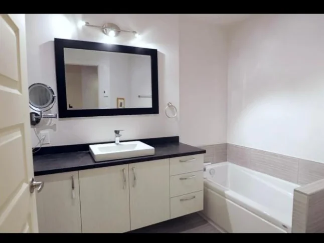 logement à louer rive sud, ascenseur privé thumbnail 10