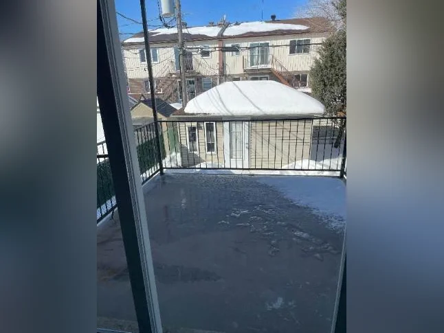 Grand 5 ½ entièrement rénové à Longueuil – Disponible maintenant! thumbnail 9