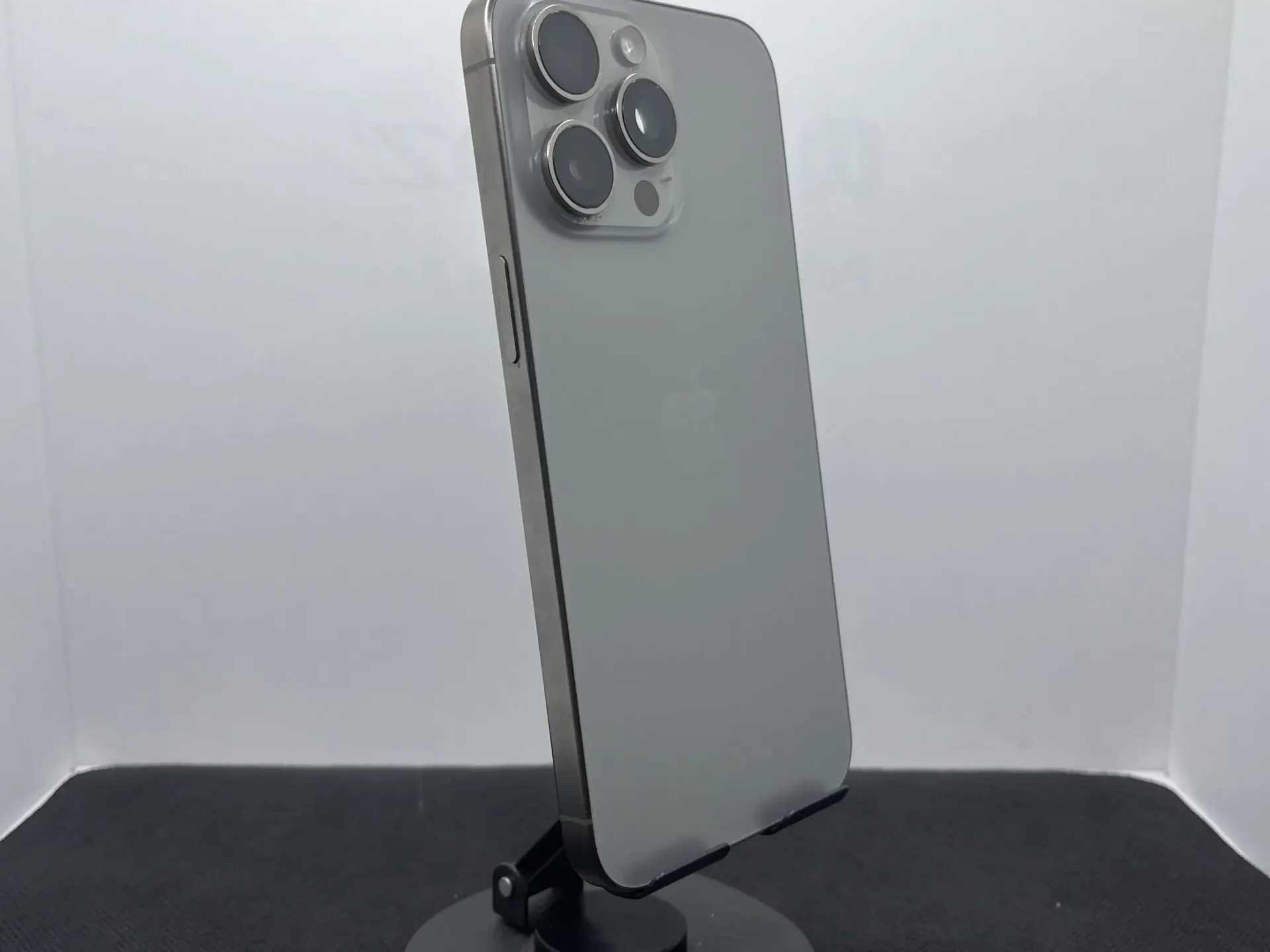 iPhone 15 Pro 256GB - Space Gray - Like New